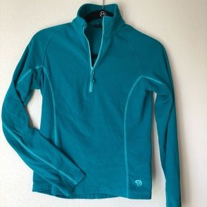 1/4 zip fleece by Mountain Hardware